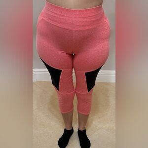 High Rise Legging Elasticized Waist Women . Size: L/ XL. Non pocket. Almost new